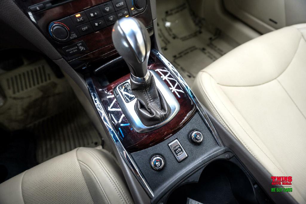2014 INFINITI Q60 Image 21