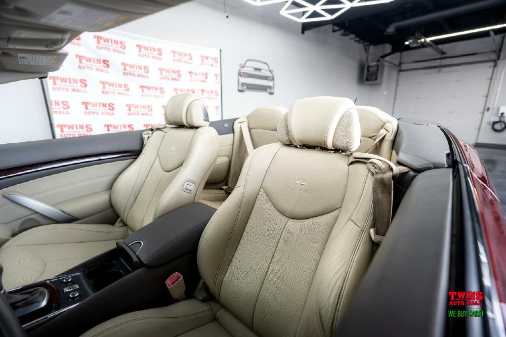 2014 INFINITI Q60 Image 39