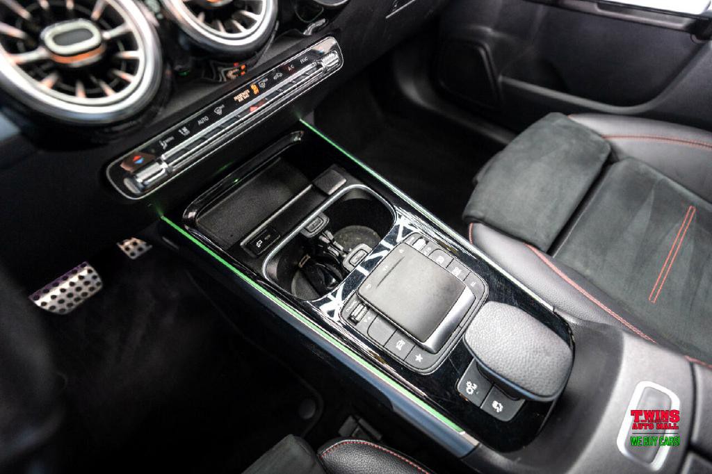 2022 Mercedes-Benz GLB-Class Image 24