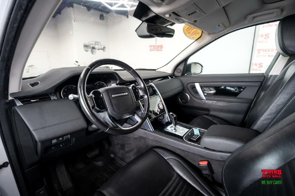 2020 Land Rover Discovery Sport Image 11