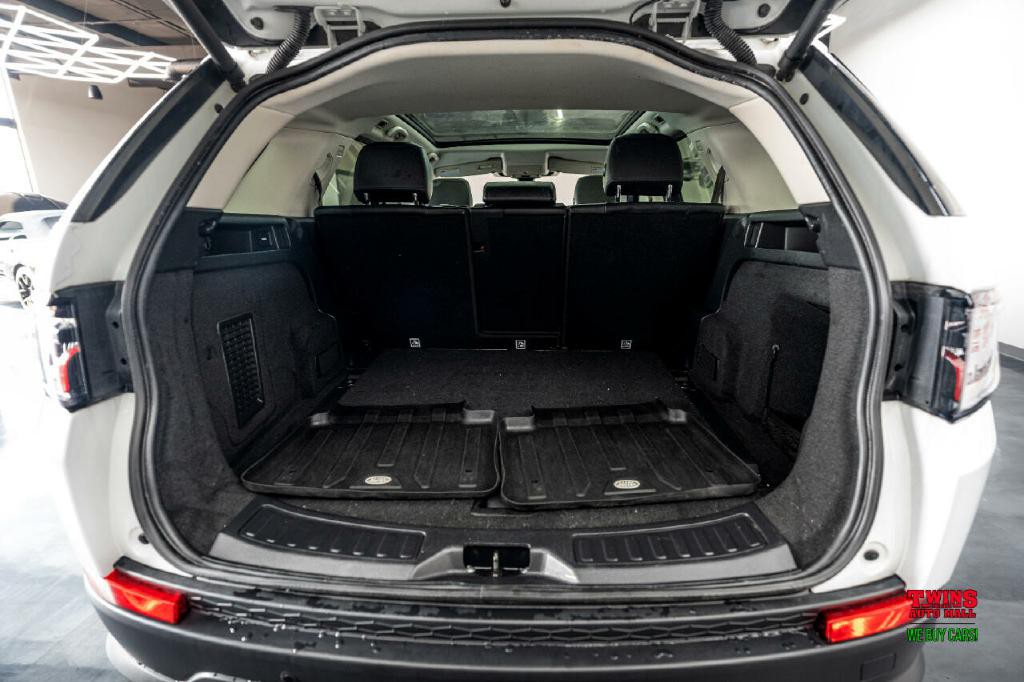 2020 Land Rover Discovery Sport Image 14