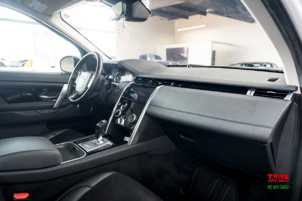 2020 Land Rover Discovery Sport Image 18