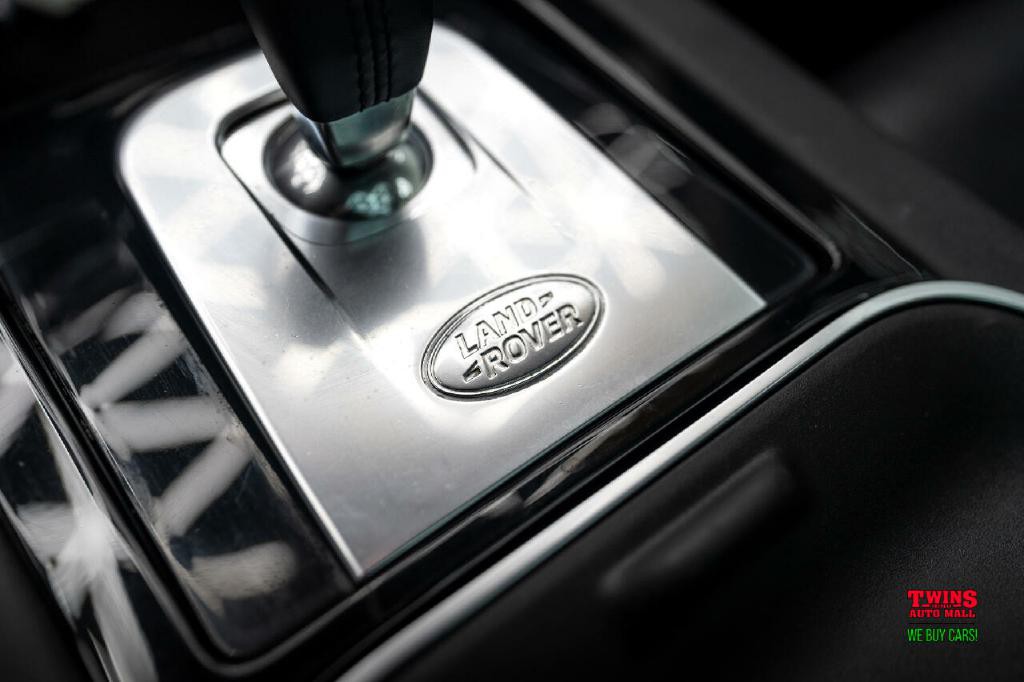 2020 Land Rover Discovery Sport Image 25