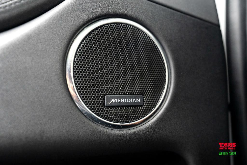 2020 Land Rover Discovery Sport Image 27