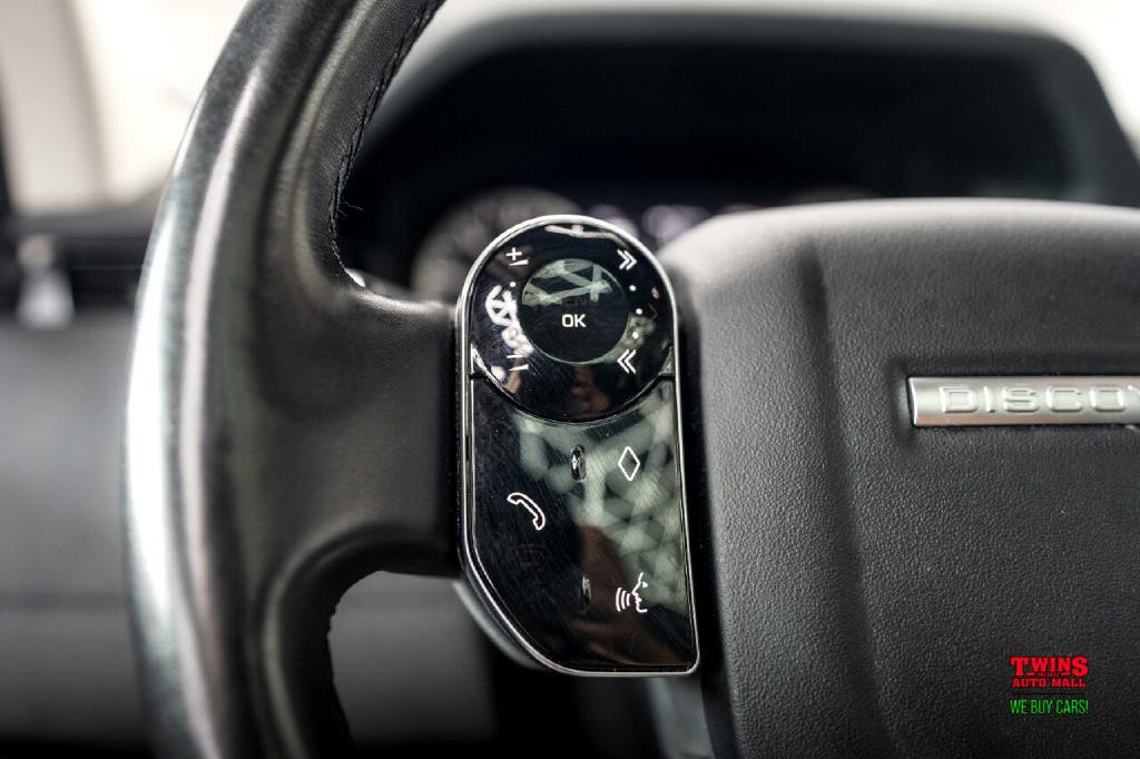 2020 Land Rover Discovery Sport Image 29