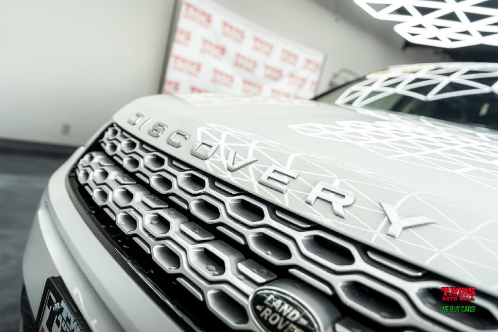 2020 Land Rover Discovery Sport Image 35