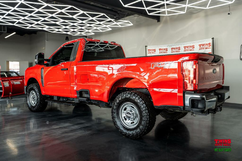 2023 Ford F-250 Image 4