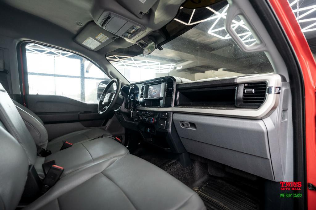 2023 Ford F-250 Image 17