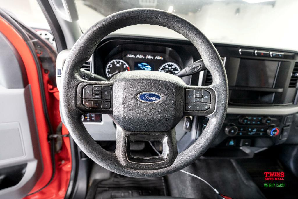2023 Ford F-250 Image 18