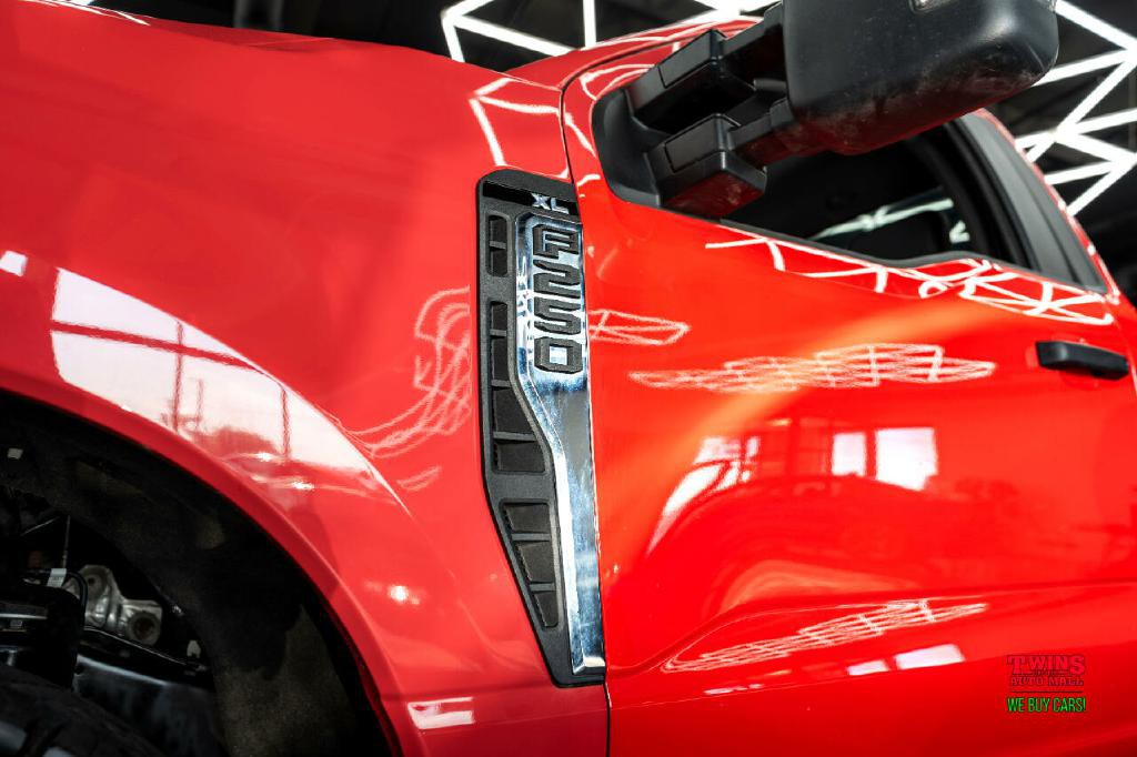 2023 Ford F-250 Image 29