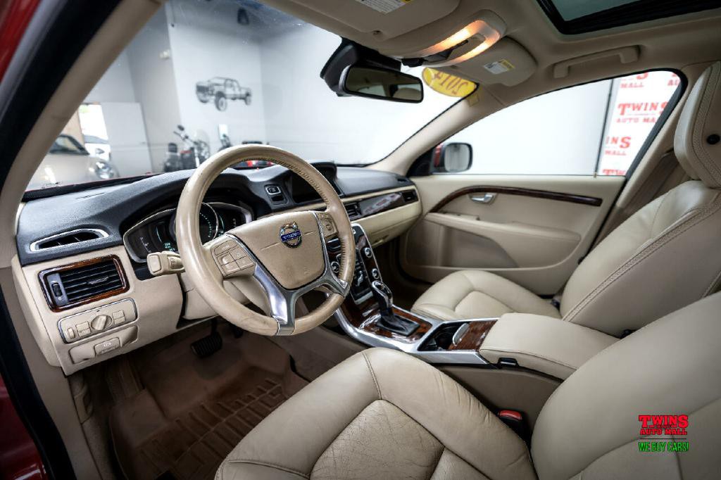 2014 Volvo XC70 Image 11