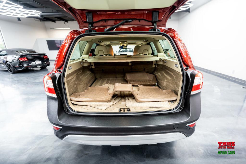 2014 Volvo XC70 Image 14