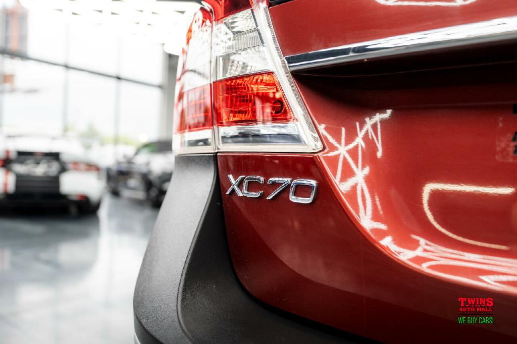 2014 Volvo XC70 Image 31