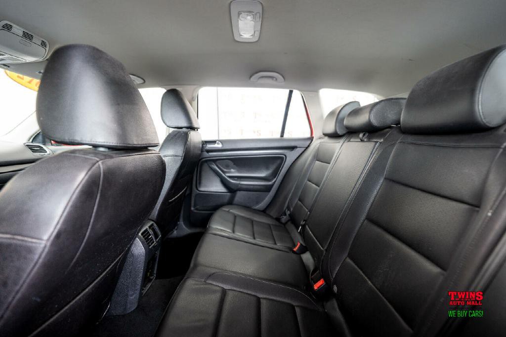 2012 Volkswagen Jetta Image 13