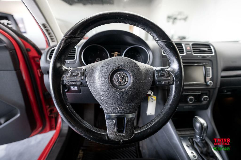 2012 Volkswagen Jetta Image 18