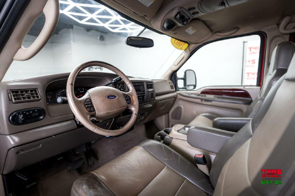 2003 Ford Excursion Image 11