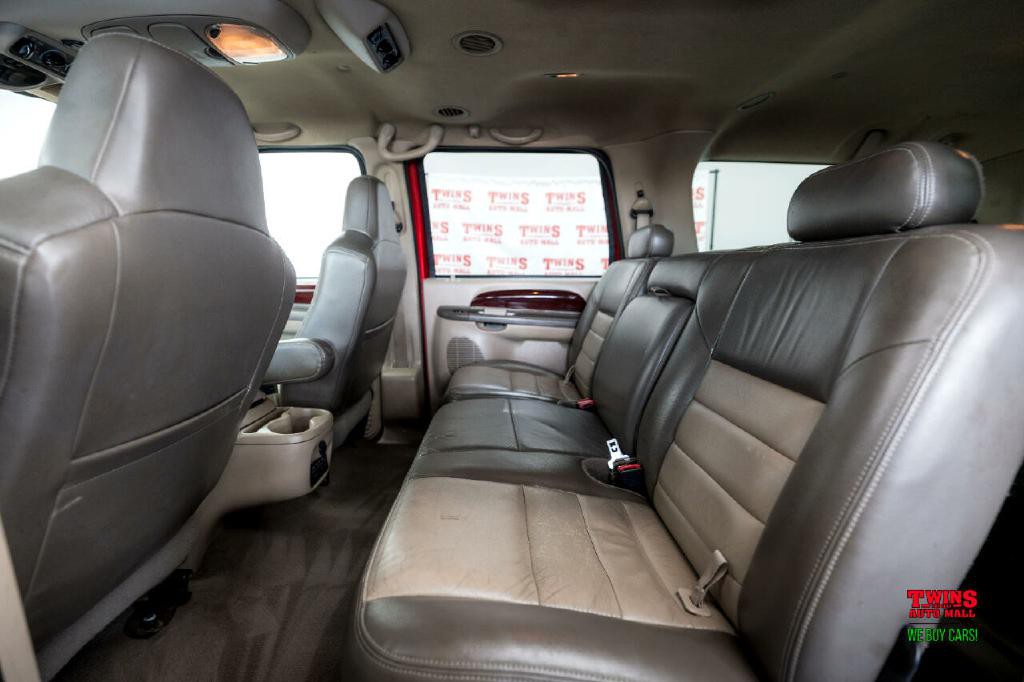 2003 Ford Excursion Image 13