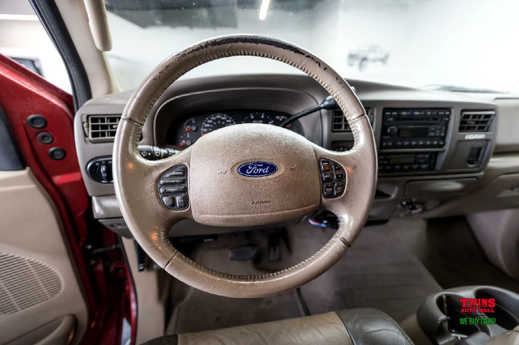 2003 Ford Excursion Image 19