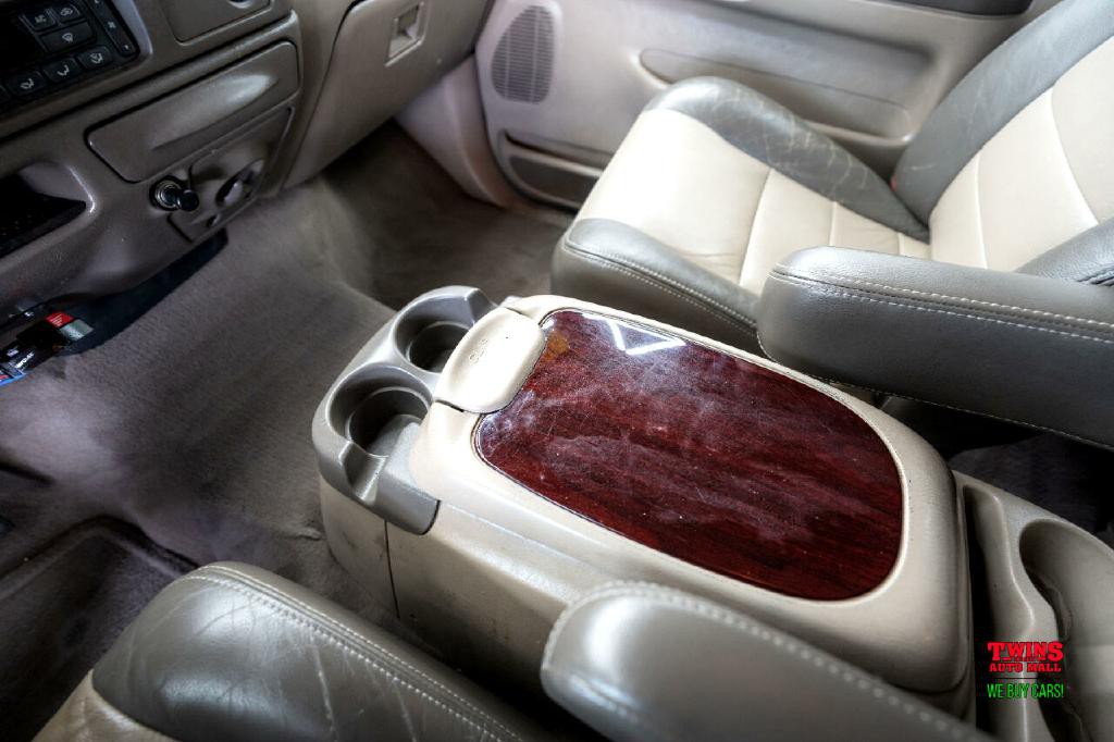 2003 Ford Excursion Image 21