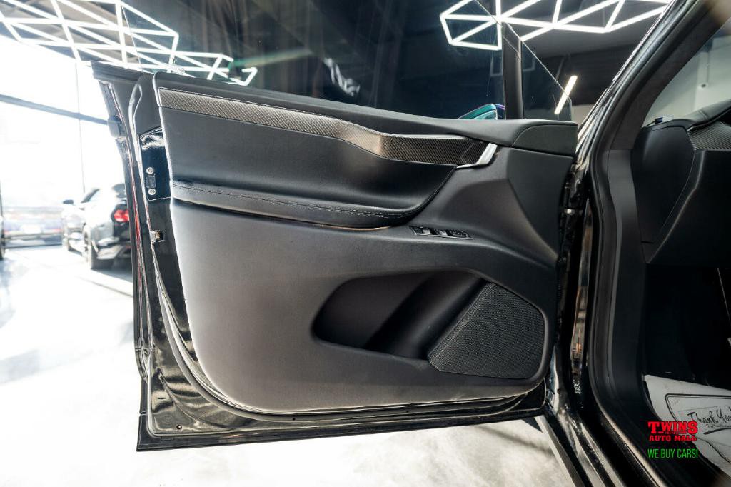 2019 Tesla Model X Image 10