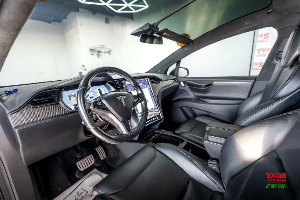 2019 Tesla Model X Image 11