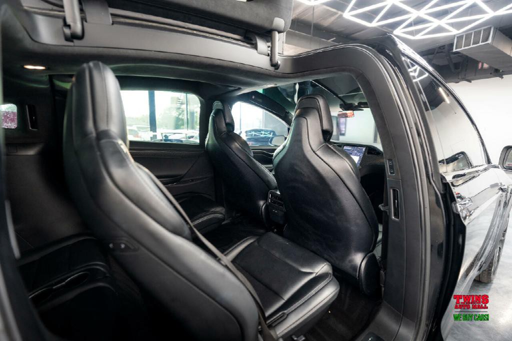 2019 Tesla Model X Image 19