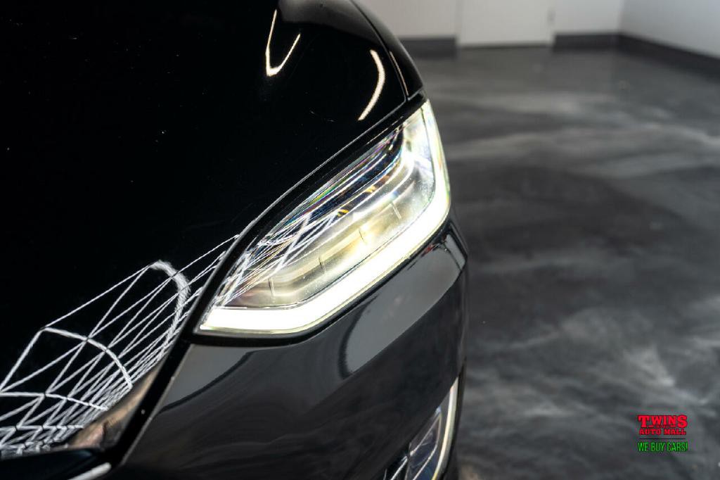 2019 Tesla Model X Image 31