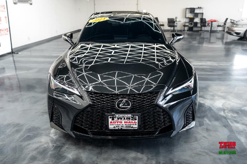2024 Lexus IS Image 12