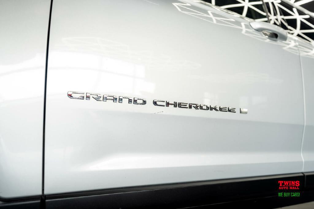 2021 Jeep Grand Cherokee Image 36