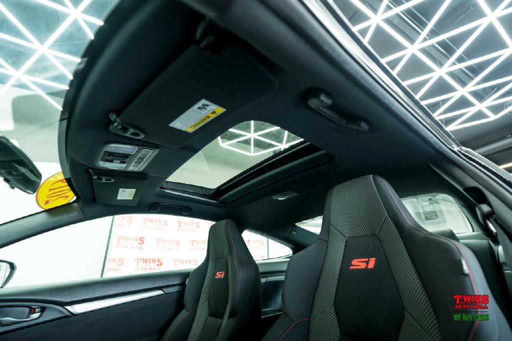 2019 Honda Civic Image 32