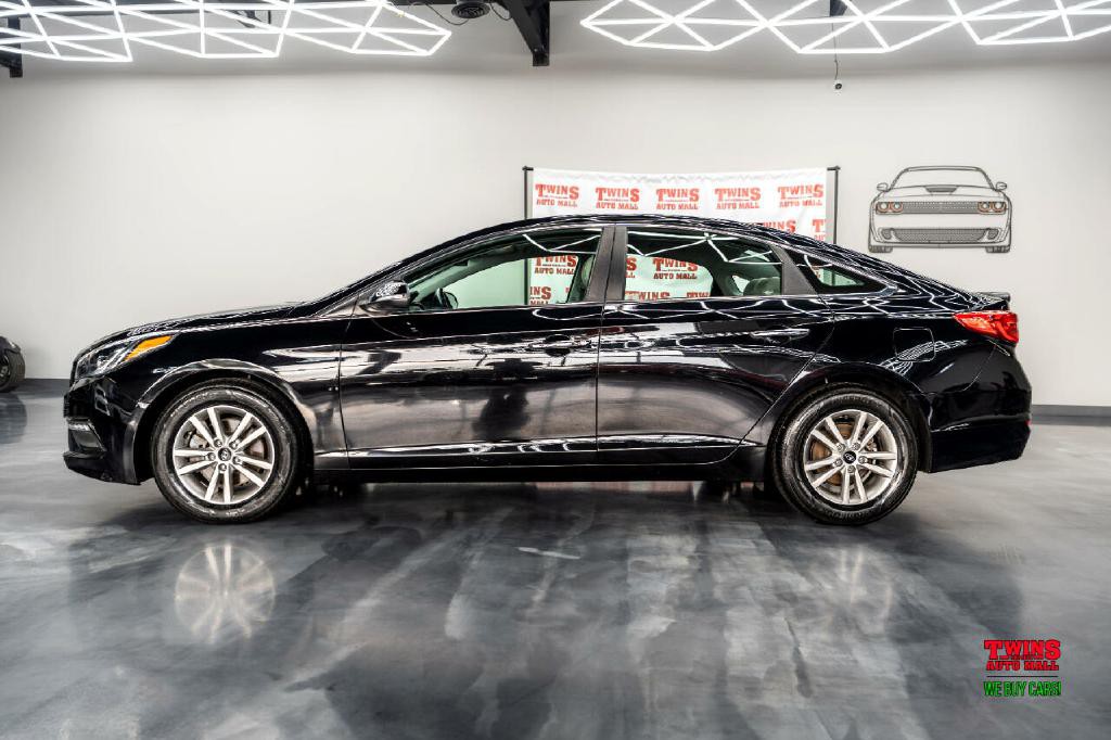 2015 Hyundai Sonata Image 3