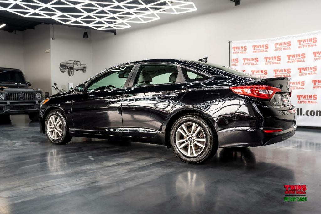 2015 Hyundai Sonata Image 4