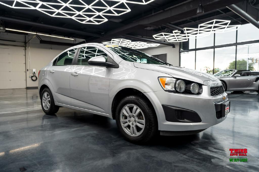 2014 Chevrolet Sonic Image 8