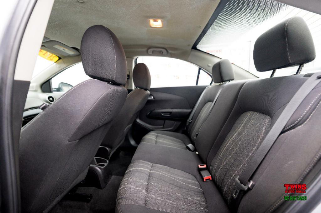 2014 Chevrolet Sonic Image 13