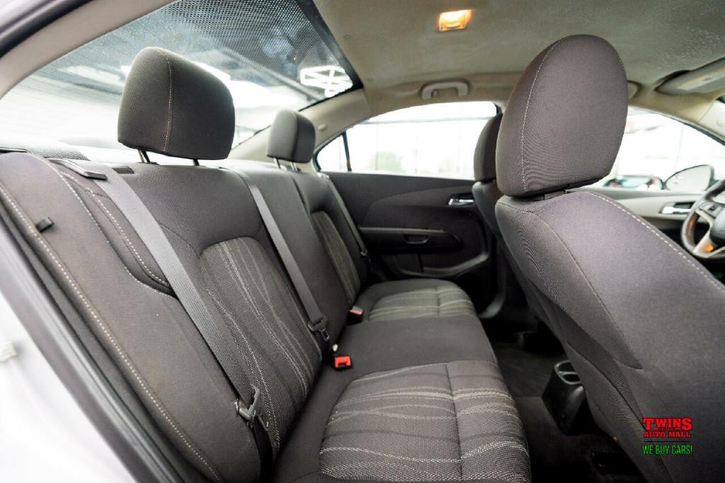 2014 Chevrolet Sonic Image 15