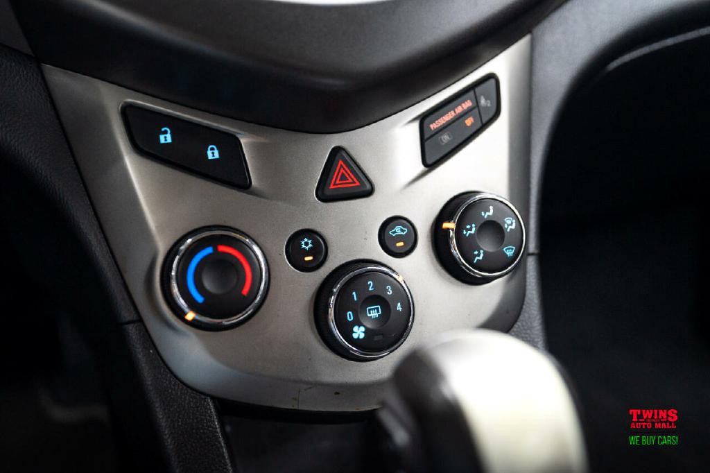 2014 Chevrolet Sonic Image 23