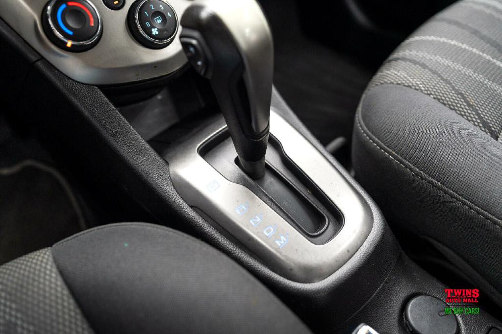 2014 Chevrolet Sonic Image 24