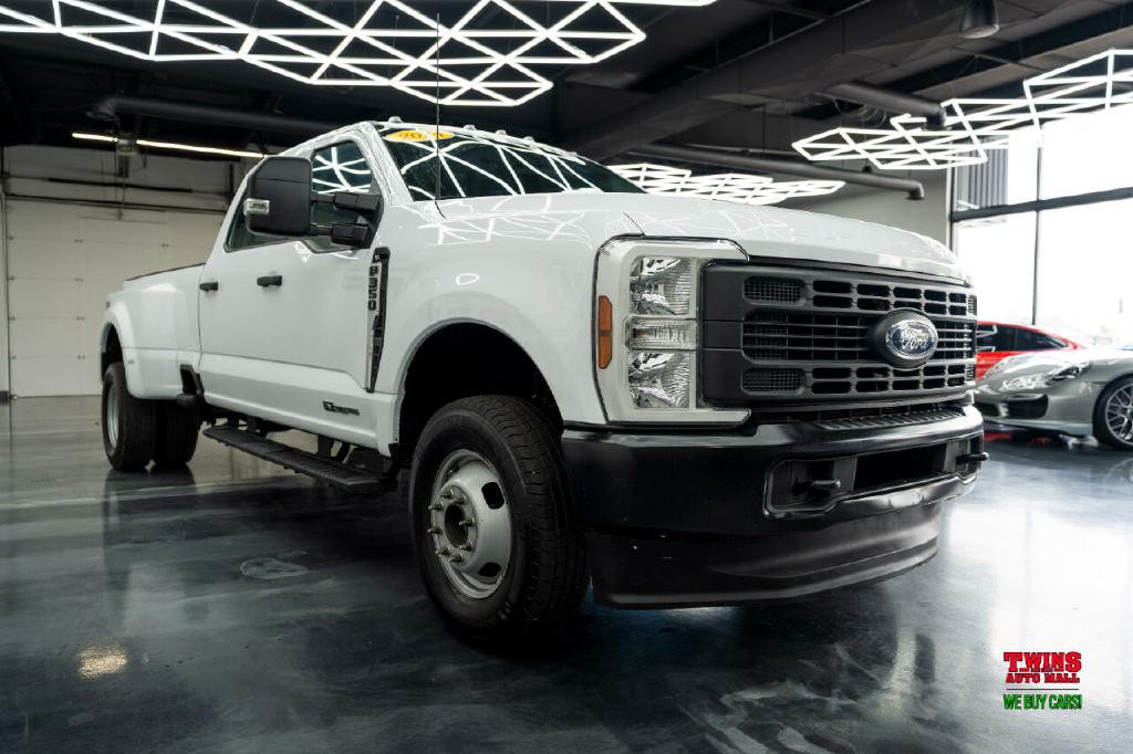 2024 Ford F-350 Image 10