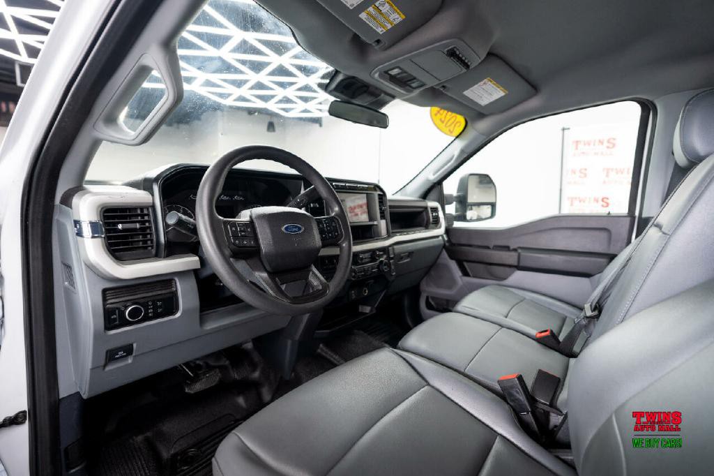 2024 Ford F-350 Image 13