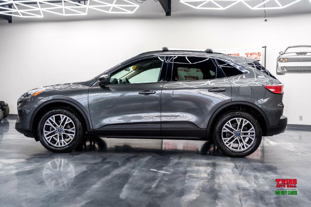 2020 Ford Escape Image 3