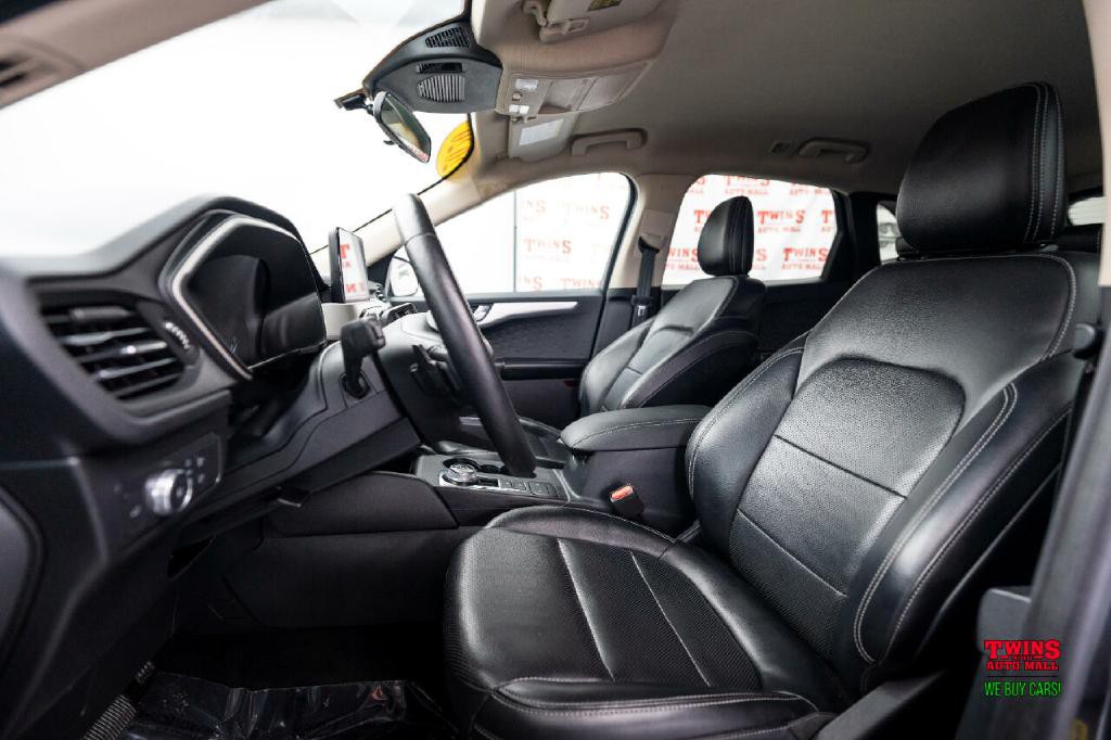 2020 Ford Escape Image 12