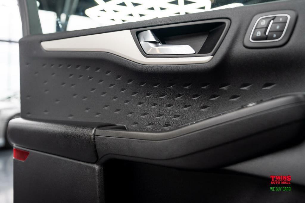 2020 Ford Escape Image 27