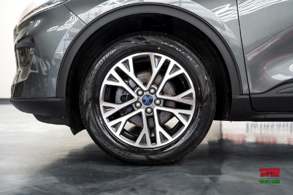 2020 Ford Escape Image 28