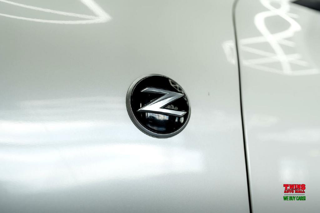 2017 Nissan 370Z Image 29