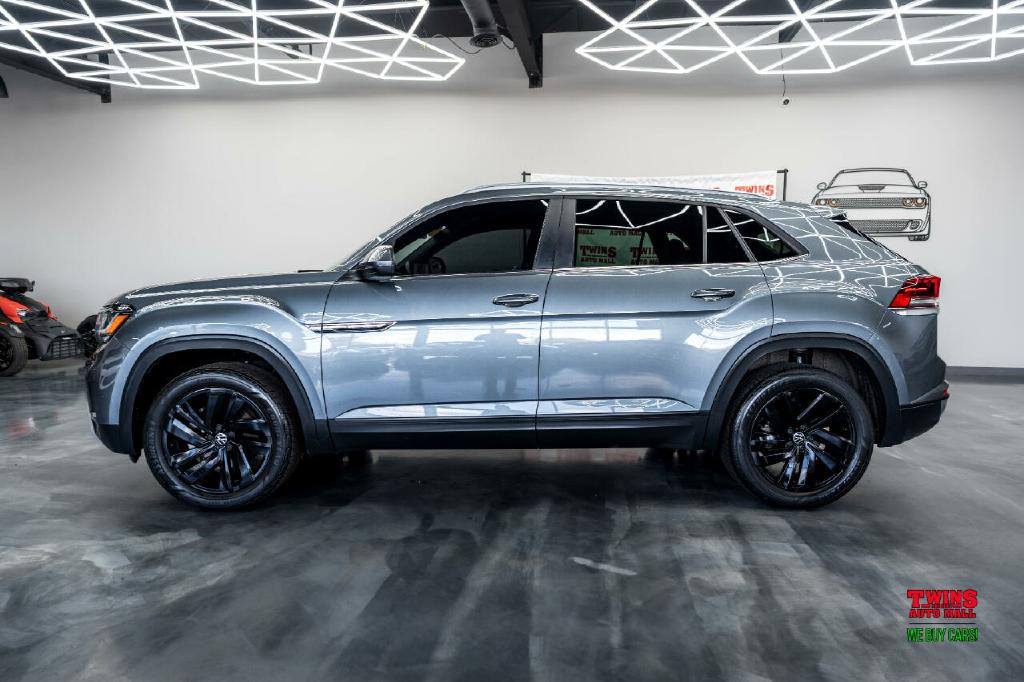 2022 Volkswagen Atlas Cross Spo Image 3