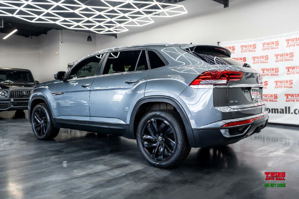 2022 Volkswagen Atlas Cross Spo Image 4