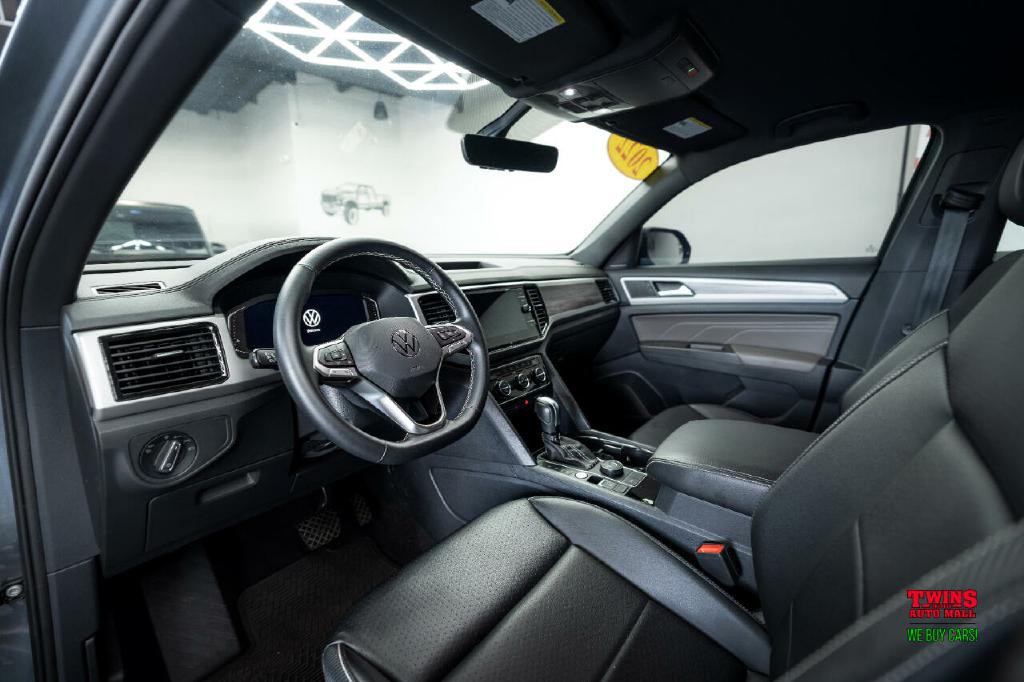 2022 Volkswagen Atlas Cross Spo Image 13