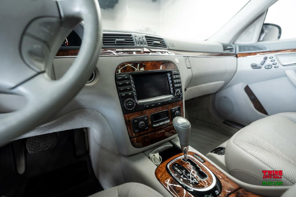 2005 Mercedes-Benz S-Class Image 22