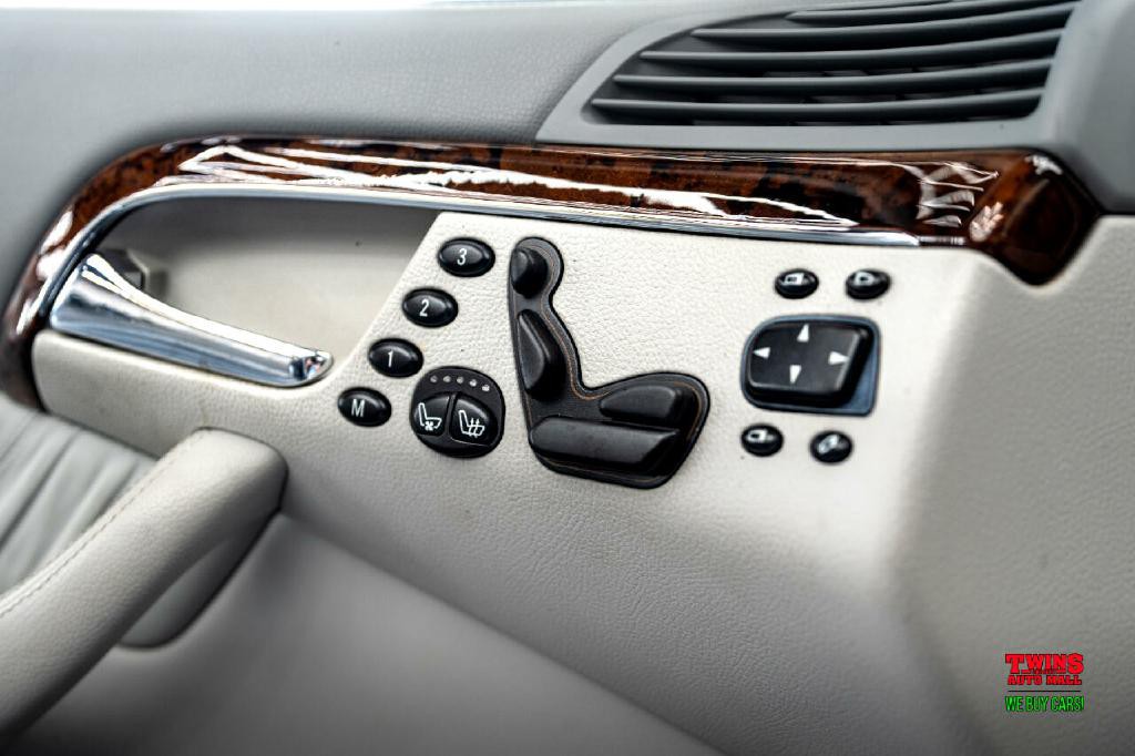 2005 Mercedes-Benz S-Class Image 27