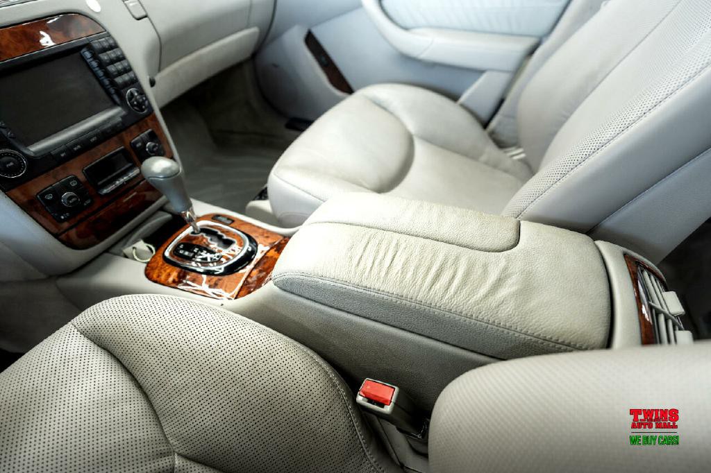 2005 Mercedes-Benz S-Class Image 29